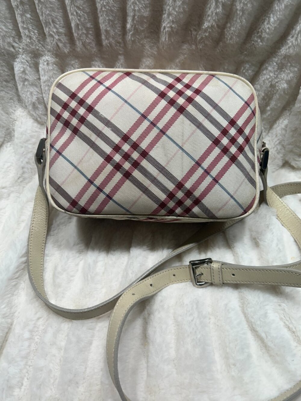 Authentic Burberry Blue Label Nova Check Nylon Crossbody Bag - Japan Exclusive - Picture 2 of 12